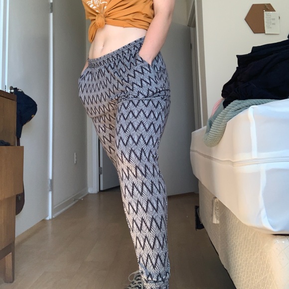 H&M Harem Pants - Picture 2 of 5